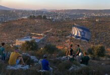 Gazze’de katlediyor, Batı Şeria’da Filistin toprağına el koyuyor