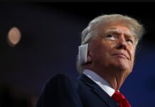 Artık resmen başkan adayı. Kendisini Hitler’e benzeten senatörü başkan yardımcısı adayı yaptı.