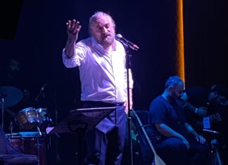 Volkan Konak sevenlerini kahkahaya boğdu