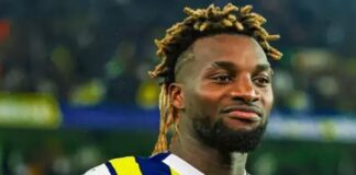 Fenerbahçe: Allan Saint-Maximin imza için İstanbul’a geliyor.