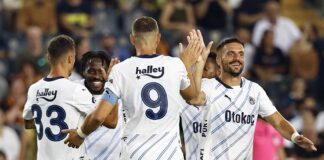 Fenerbahçe tur kapısını araladı.