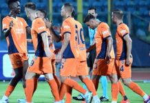 Başakşehirspor 4-0’la üst turda