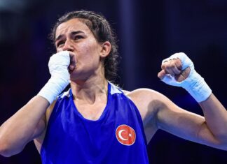 Olimpiyatlarda boks kadınlar 54 kiloda Hatice Akbaş, finale yükseldi.