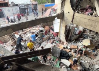 İsrail Gazze’de sığınmacıların barındığı okulu bombaladı. 100’e yakın kişi öldü