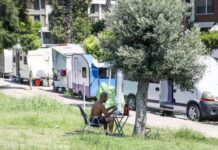 Yarın başlıyor. 5 ilçede karavanlara park yasağı getirildi