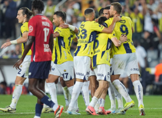 Fenerbahçe Avrupa Ligi için kadrosunu UEFA’ya bildirdi.