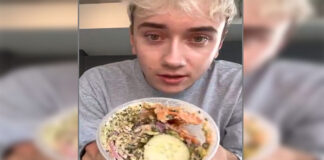 📽️TikTok’ta paylaşılan salata tarifi salatalık kaosu çıkardı. İşte market market salatalık aratan o tarif…