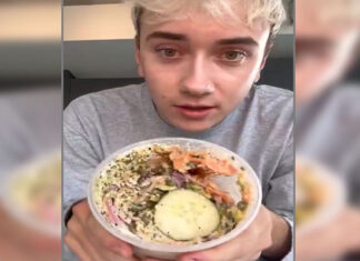 📽️TikTok’ta paylaşılan salata tarifi salatalık kaosu çıkardı. İşte market market salatalık aratan o tarif…