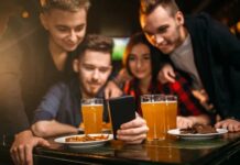 İnsanlar sarhoşken daha mı dürüst oluyor ?