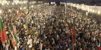 Pakistan’da ana muhalefet partisinin başkanı ve milletvekilleri gözaltına alındı.