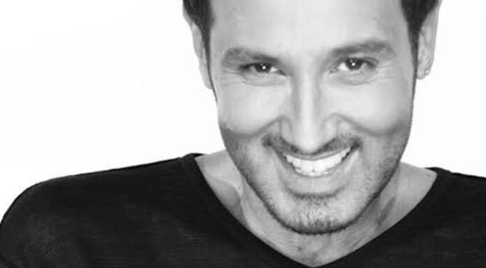 Sahnede fenalaşan şarkıcı Metin Arolat hayatını kaybetti!