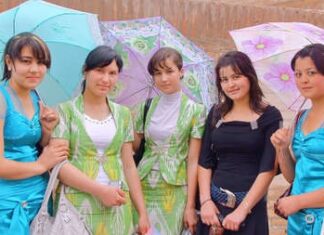 Özbekistan’da ülke hakkında ‘uygunsuz’ konuşanlar sınır dışı edilecek.