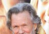 Country müziğin efsane isimlerinden, oyuncu Kris Kristofferson, hayatını kaybetti.