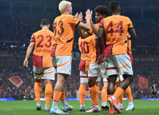 Galatasaray erteleme maçında rahat kazandı
