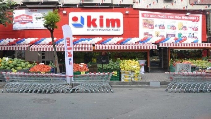 Dev market zinciri şubelerini kapatıyor!