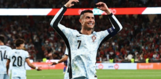 Cristiano Ronaldo, futbol tarihine geçti!
