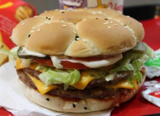 McDonald’s hamburgerlerinde E. Coli paniği: 1 kişi öldü, 75 kişi hasta!