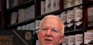 Prof. Dr. İbrahim Kaboğlu İstanbul Barosu’na başkan seçildi.