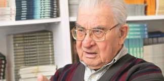 Ünlü bestekar, şair ve yazar Fırat Kızıltuğ yaşamını yitirdi