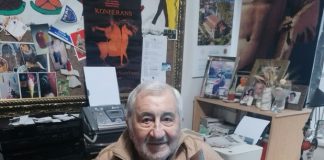 Gazeteci Özgen Acar hayatını kaybetti.
