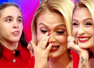 Ceyda Düvenci TV programında kızını ağırladı, duygular tavan yaptı