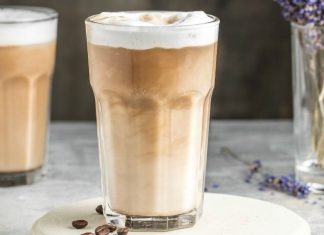 İnek sütüyle yapılan büyük boy latte içmenin kadınlarda kalp hastalığı riskini yüzde 12’ye kadar artırabileceği ortaya çıktı.