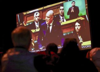 Dünyanın gıptayla baktığı ülkede büyük skandal! Devlet özür diledi.