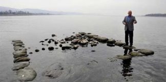 Sapanca Gölü’nde krtik su seviyesi ‘barometresi’ tarihi bir kilise! Sapanca Gölü çekilince , tarihi kilise ortaya çıkıyor