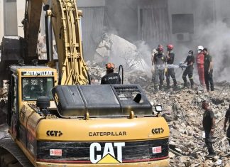 İsrail Lübnan’da acil müdahele merkezlerini bombalıyor; kurtarma görevlilerini öldürüyor.