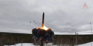 Putin “önlenemez” hipersonik füzeyle yanıt verdi.