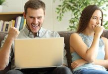 Kocanızın sizi artık sevmediğinden ve terk edeceğinden mi endişelisiniz ? İşte uzmanından 8 gizli işaret !