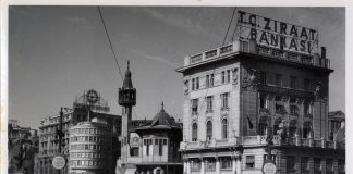 Karaköy’de 1957 yılında yıktırılan Merzifonlu Kara Mustafa Paşa Camii İBB tarafından yeniden inşa edilecek.
