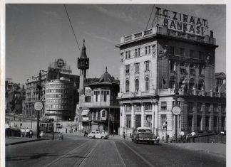 Karaköy’de 1957 yılında yıktırılan Merzifonlu Kara Mustafa Paşa Camii İBB tarafından yeniden inşa edilecek.