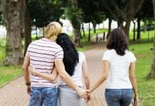 Eşinizin sizi aldattığını gösteren dört kolayca fark edilemeyen işaret!