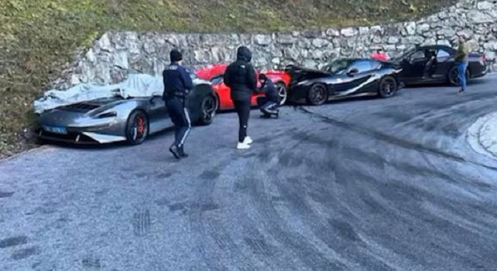 Çok pahalı bir bir çarpışma. İki Ferrari, bir McLaren, bir Bentley’den zincirleme kaza!