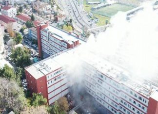 İstanbul Eğitim ve Araştırma Hastanesi’nde çıkan yangın kontrol altına alındı.