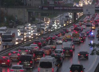 İstanbul Finans Merkezi’nde yer alan BDDK’nın bulunduğu katta yangın çıktı.