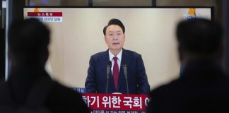 Güney Kore Devlet Başkanı azil sürecine meydan okudu.