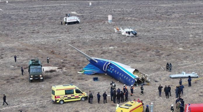 Azerbaycan uçağı neden düştü? Spekülasyonlardan biri Rus savunma sistemini işaret ediyor.