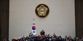 Güney Kore’de geçici Cumhurbaşkanı da azledildi.