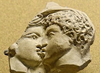 İlk romantik öpücük ne zamandı?