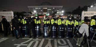 Güney Kore Devlet Başkanı Yoon, sıkıyönetimi kaldırıldığını ve sıkıyönetim birliklerinin geri çekildiğini açıkladı.