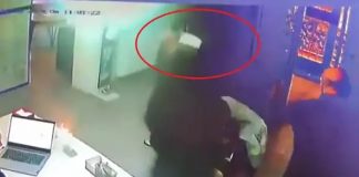 Klinikte yüksek sesle konuşup küfreden kadın, kendisini uyaran hekimi sırtından bıçakladı!