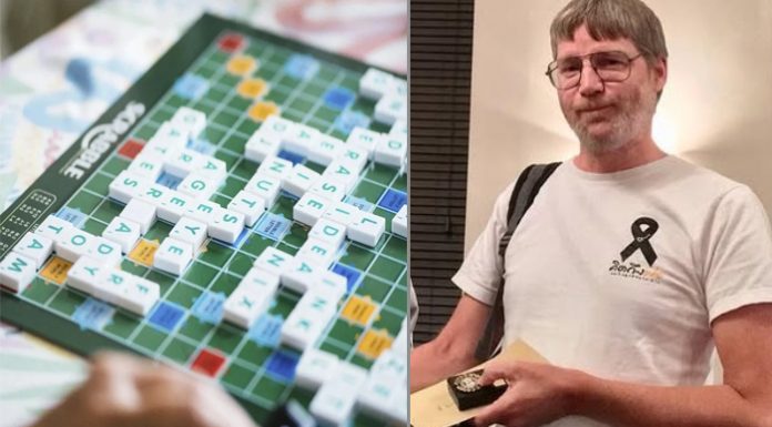 Bu başarı onun için ilk değil. İspanyolca bilmeden İspanyolca Scrabble şampiyonu oldu