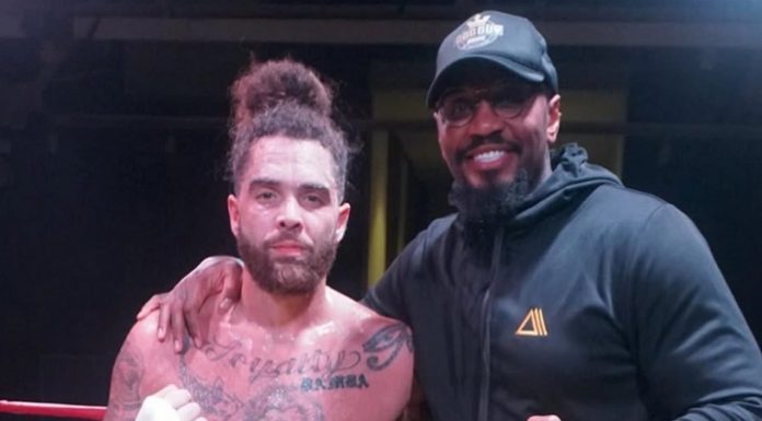 35 yaşındaki şampiyon boksör, kazandığı maçtan 6 gün sonra yaşamını yitirdi!