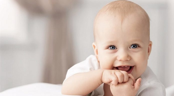 İngiltere ve Galler’deki en popüler bebek isimleri açıklandı: O isim, zirveyi devraldı