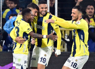 Fenerbahçe, Galatasaray’ın puan kaybettiği haftada hata yapmadı
