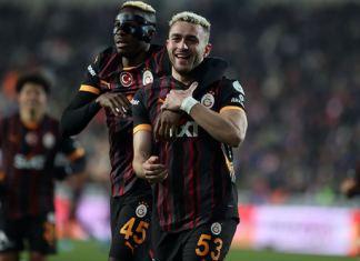 Galatasaray Sivas’ta 3 puanı 10 kişiyle aldı