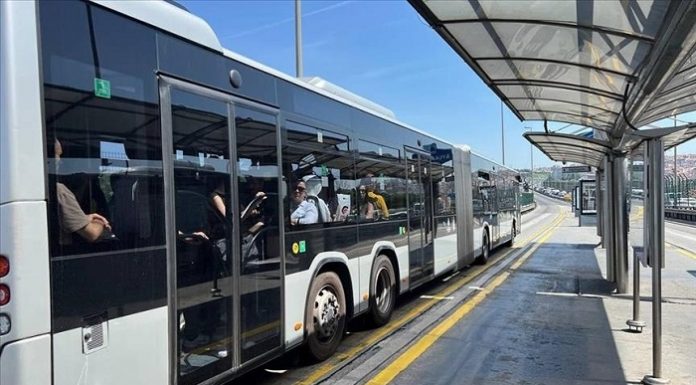 Ek seferler, ücretsiz ulaşım. İBB’den yılbaşı kararları