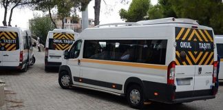 Milli Eğitim Müdürlüğü’nden bir garip servis genelgesi: ”Ön koltukta kız öğrenci oturtulmasın!”